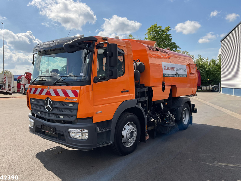 Mercedes-Benz Atego 1321 Bucher Cityfant 6000 Just 49.567 km! - Feiebil: bilde 5 Mercedes-Benz Atego 1321 Bucher Cityfant 6000 Just 49.567 km! - Feiebil: bilde 5