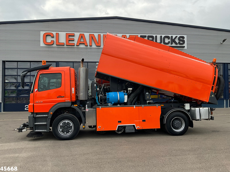 Mercedes-Benz Axor 1833 4x4 Schörling SORF Schienenreinigungs/Railway sweeper Just 38.680 Km! - Feiebil: bilde 2 Mercedes-Benz Axor 1833 4x4 Schörling SORF Schienenreinigungs/Railway sweeper Just 38.680 Km! - Feiebil: bilde 2