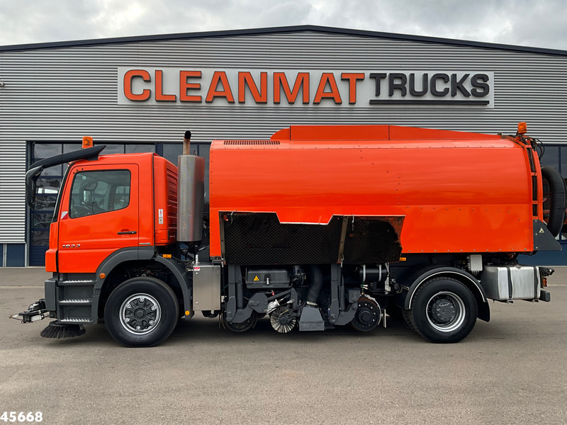 Mercedes-Benz Axor 1833 4x4 Schörling SORF Schienenreinigungs/Railway sweeper Just 38.680 Km! - Feiebil: bilde 3 Mercedes-Benz Axor 1833 4x4 Schörling SORF Schienenreinigungs/Railway sweeper Just 38.680 Km! - Feiebil: bilde 3