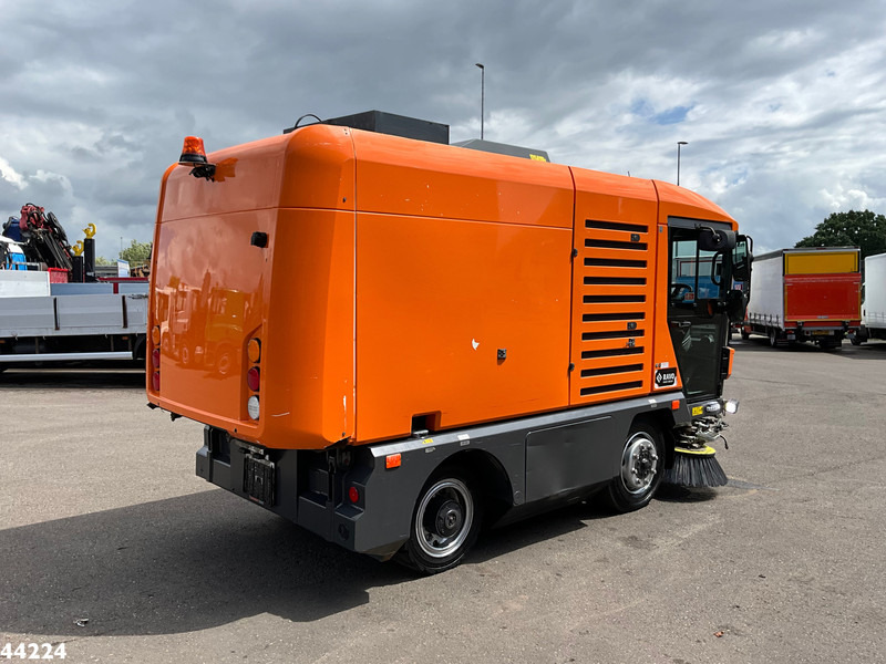 Ravo 540 Euro 6 - Feiebil: bilde 4 Ravo 540 Euro 6 - Feiebil: bilde 4