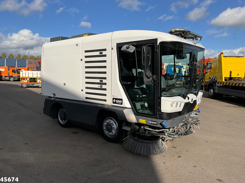 Ravo 540 Euro 6 - Feiebil: bilde 3 Ravo 540 Euro 6 - Feiebil: bilde 3