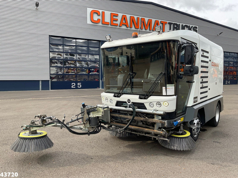 Ravo 540 STH Euro 6 with 3-rd brush - Feiebil: bilde 3 Ravo 540 STH Euro 6 with 3-rd brush - Feiebil: bilde 3