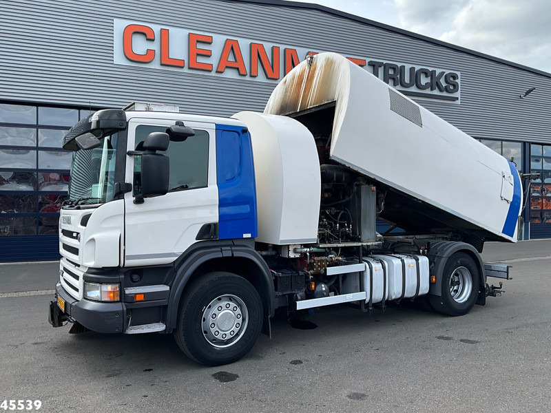Scania P 340 Koks 7m³ Wegdekreiniger - Feiebil: bilde 2 Scania P 340 Koks 7m³ Wegdekreiniger - Feiebil: bilde 2