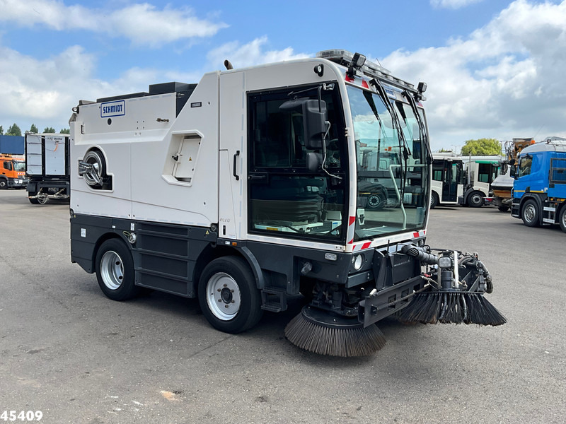 Schmidt Cleango 500 Compact Euro 6 with 3-rd brush - Feiebil: bilde 3 Schmidt Cleango 500 Compact Euro 6 with 3-rd brush - Feiebil: bilde 3