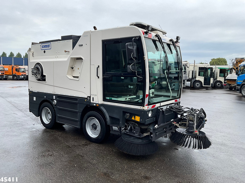 Schmidt Cleango 500 Compact Euro 6 with 3-rd brush - Feiebil: bilde 3 Schmidt Cleango 500 Compact Euro 6 with 3-rd brush - Feiebil: bilde 3