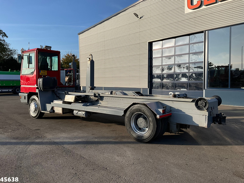 Terberg YT180 VDL 25 Ton haakarmsysteem - Krokbil: bilde 4 Terberg YT180 VDL 25 Ton haakarmsysteem - Krokbil: bilde 4