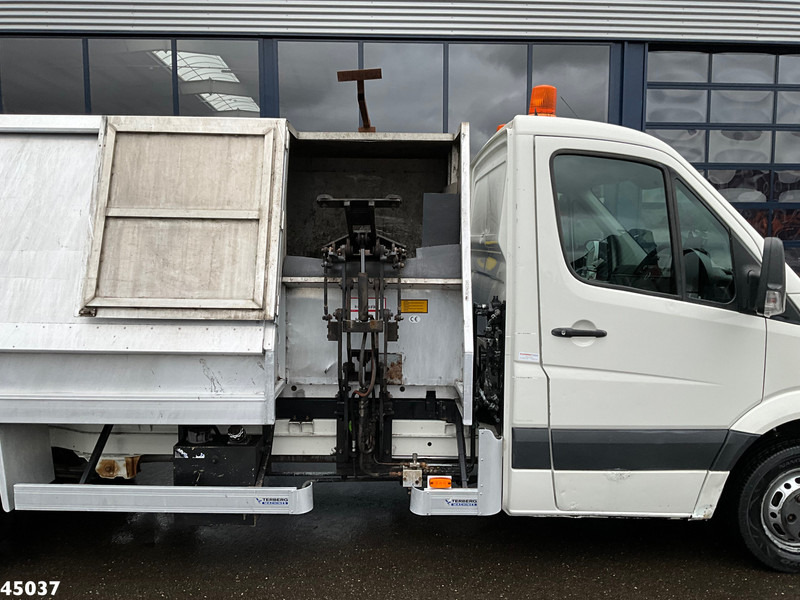 Volkswagen Crafter 2.5 TDI Terberg zijlader Just 115.247 Km! - Søppelbil: bilde 5 Volkswagen Crafter 2.5 TDI Terberg zijlader Just 115.247 Km! - Søppelbil: bilde 5