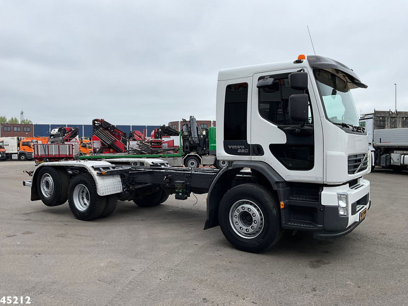 Volvo FE 260 Chassis cabine with PTO Just 199.470 km! - Chassis lastebil: bilde 3 Volvo FE 260 Chassis cabine with PTO Just 199.470 km! - Chassis lastebil: bilde 3