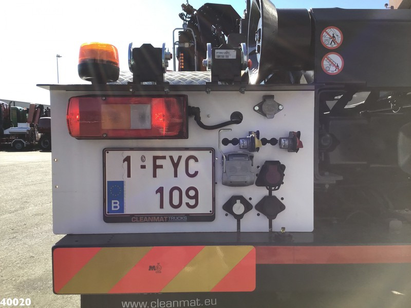Krokbil, Kranbil Volvo FM 420 8x2 HMF 28 ton/meter laadkraan Welvaarts weighing system: bilde 9