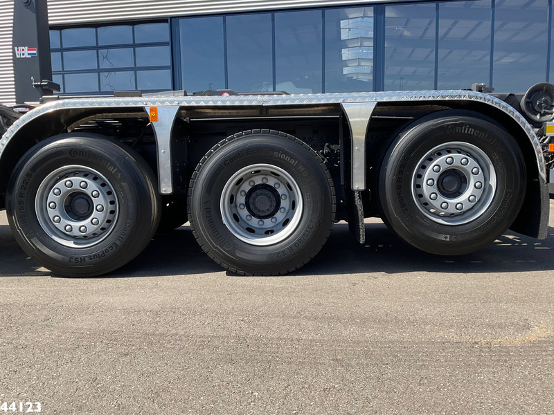 Volvo FM 420 8x2 Hiab 25 Tonmeter laadkraan Welvaarts laadkraan weegsysteem - Krokbil, Kranbil: bilde 3 Volvo FM 420 8x2 Hiab 25 Tonmeter laadkraan Welvaarts laadkraan weegsysteem - Krokbil, Kranbil: bilde 3