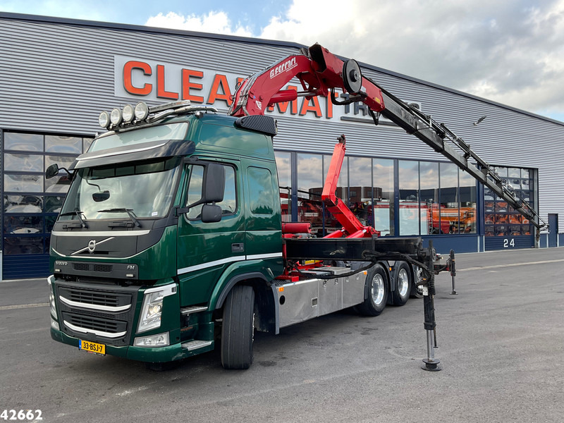Volvo FM 460 8x4 TRIDEM Euro 6 32 Tonmeter laadkraan - Krokbil, Kranbil: bilde 1 Volvo FM 460 8x4 TRIDEM Euro 6 32 Tonmeter laadkraan - Krokbil, Kranbil: bilde 1