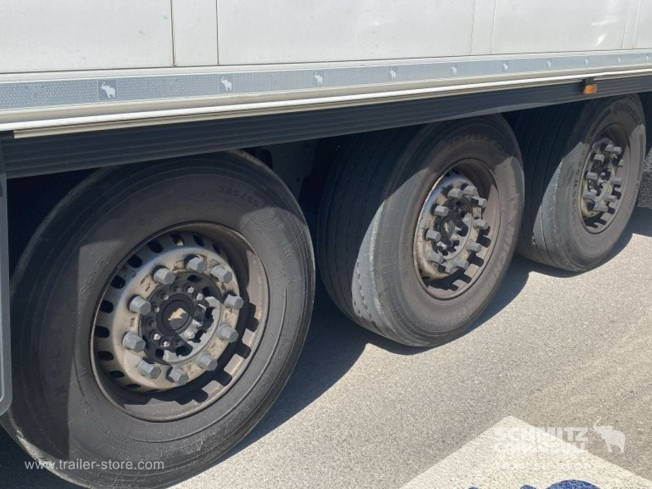 SCHMITZ Semiremolque Frigo Standard - Isotermisk semitrailer: bilde 4 SCHMITZ Semiremolque Frigo Standard - Isotermisk semitrailer: bilde 4
