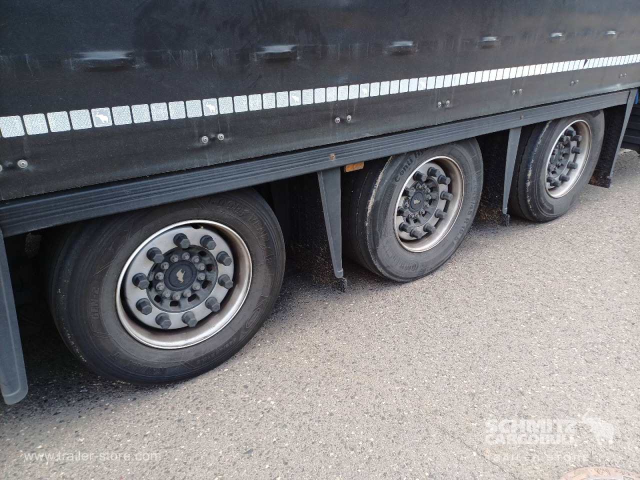 SCHMITZ Auflieger Curtainsider Mega - Gardintrailer: bilde 3 SCHMITZ Auflieger Curtainsider Mega - Gardintrailer: bilde 3