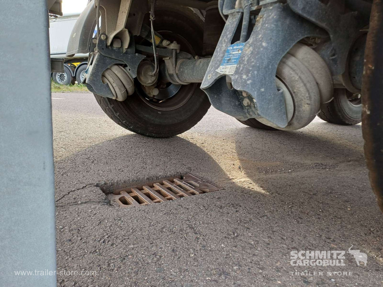 SCHMITZ Auflieger Kipper Stahlrundmulde 28m³ - Tippsemi: bilde 3 SCHMITZ Auflieger Kipper Stahlrundmulde 28m³ - Tippsemi: bilde 3