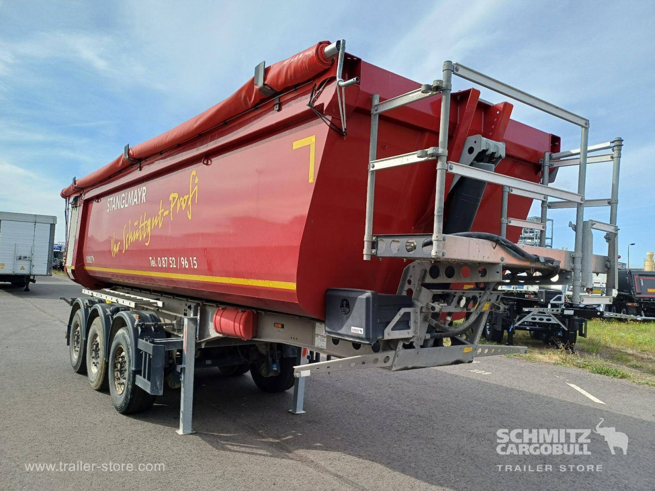 SCHMITZ Auflieger Kipper Stahlrundmulde 28m³ - Tippsemi: bilde 1 SCHMITZ Auflieger Kipper Stahlrundmulde 28m³ - Tippsemi: bilde 1