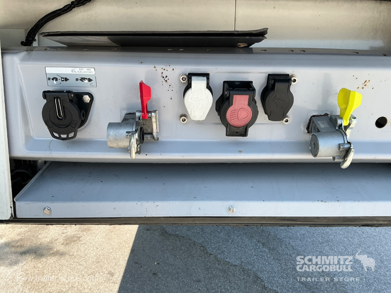 SCHMITZ Auflieger Tiefkühlkoffer Multitemp Double deck - Isotermisk semitrailer: bilde 4 SCHMITZ Auflieger Tiefkühlkoffer Multitemp Double deck - Isotermisk semitrailer: bilde 4