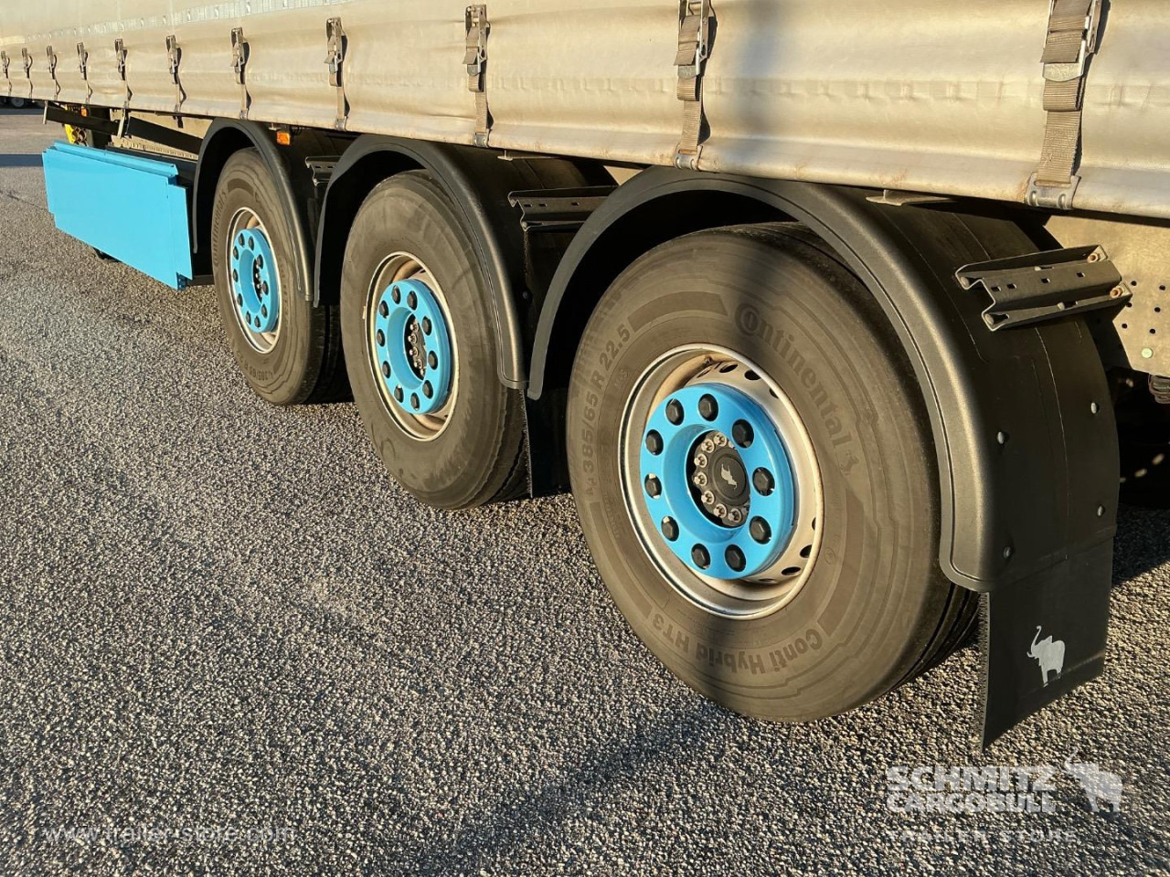 SCHMITZ Curtainsider Standard - Gardintrailer: bilde 3 SCHMITZ Curtainsider Standard - Gardintrailer: bilde 3