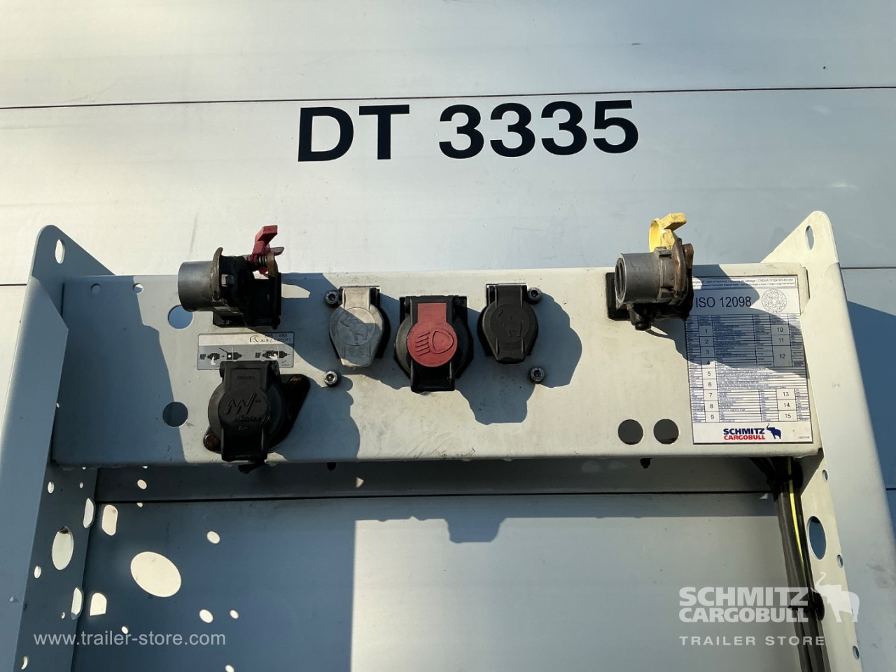 SCHMITZ Curtainsider Standard , Folding wall right - Gardintrailer: bilde 4 SCHMITZ Curtainsider Standard , Folding wall right - Gardintrailer: bilde 4