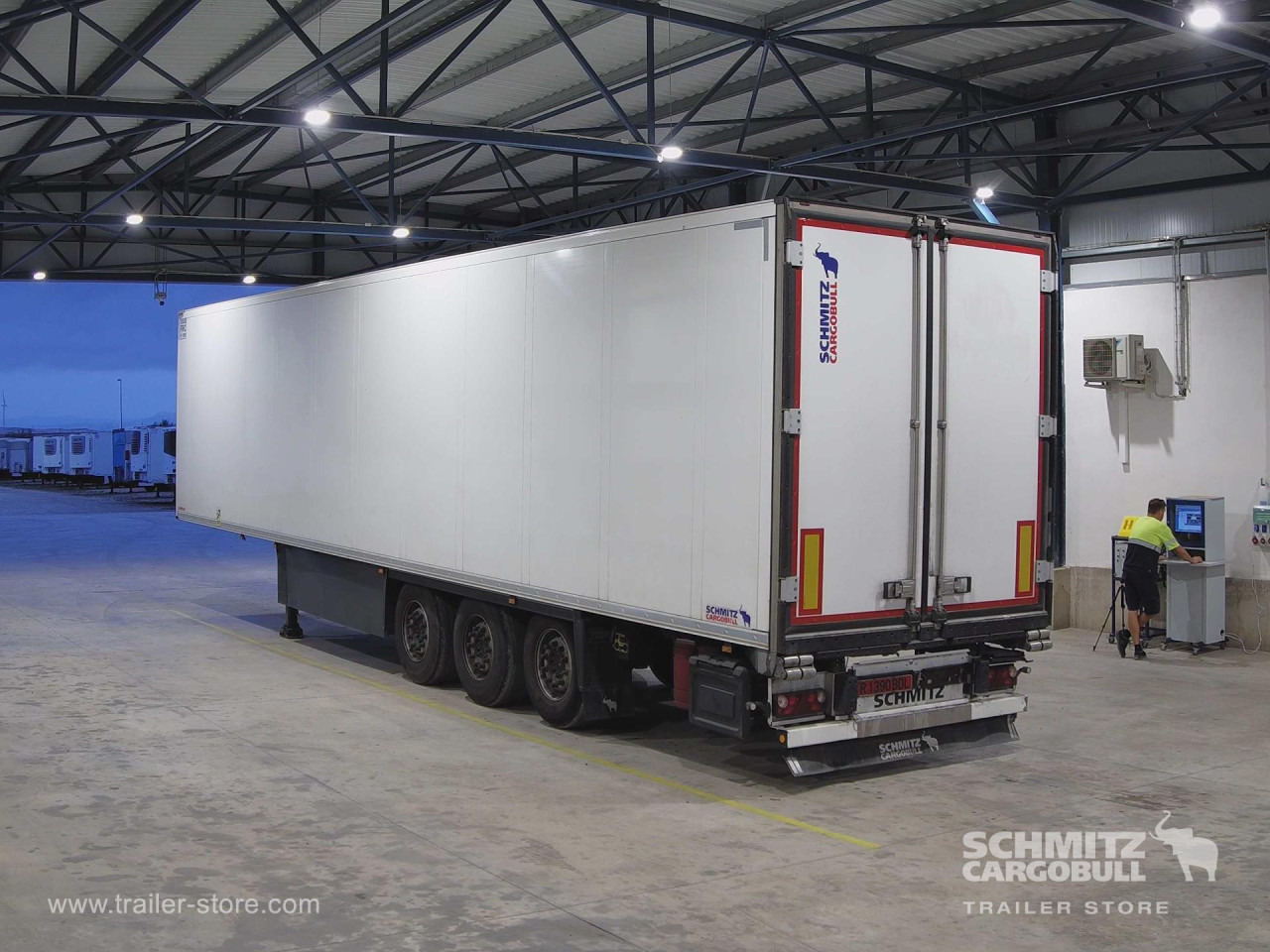 SCHMITZ Semiremolque Frigo Standard - Isotermisk semitrailer: bilde 5 SCHMITZ Semiremolque Frigo Standard - Isotermisk semitrailer: bilde 5