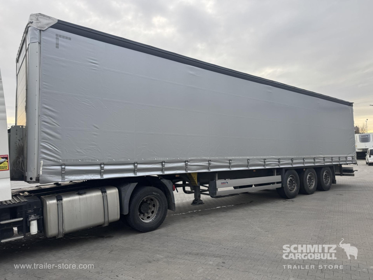 SCHMITZ Curtainsider Standard - Gardintrailer: bilde 5 SCHMITZ Curtainsider Standard - Gardintrailer: bilde 5