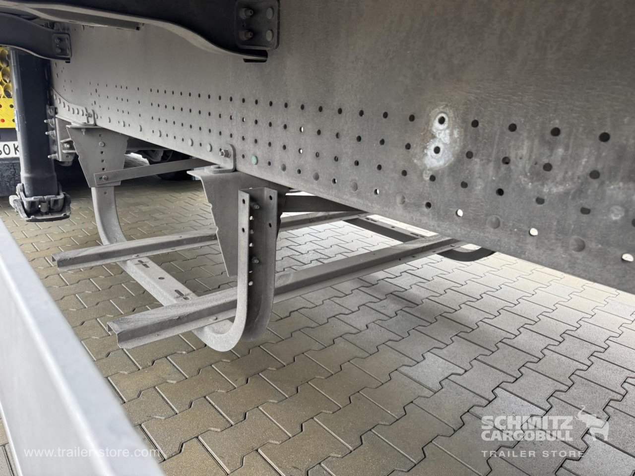 SCHMITZ Curtainsider Standard - Gardintrailer: bilde 2 SCHMITZ Curtainsider Standard - Gardintrailer: bilde 2