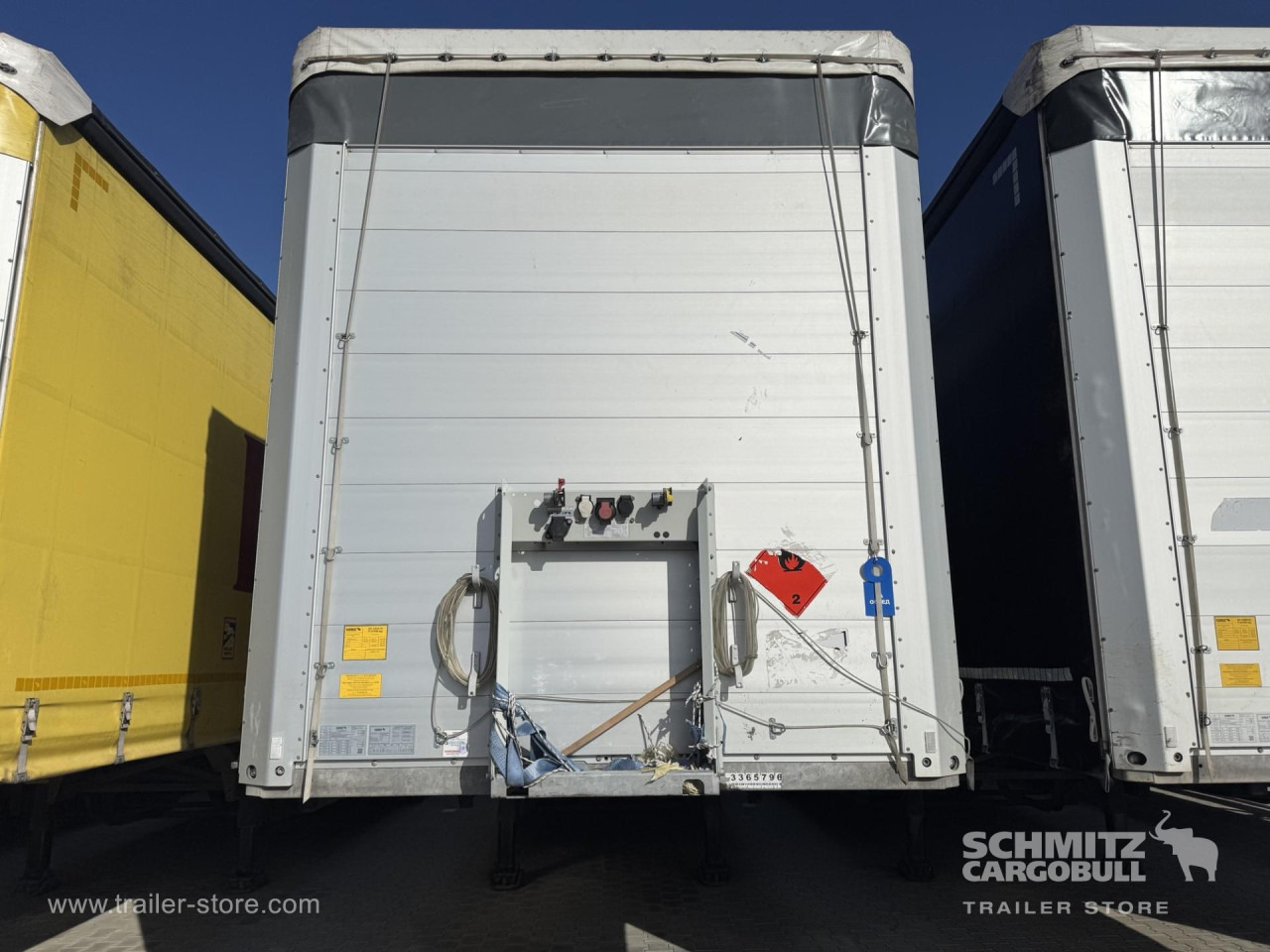 SCHMITZ Curtainsider Standard - Gardintrailer: bilde 4 SCHMITZ Curtainsider Standard - Gardintrailer: bilde 4