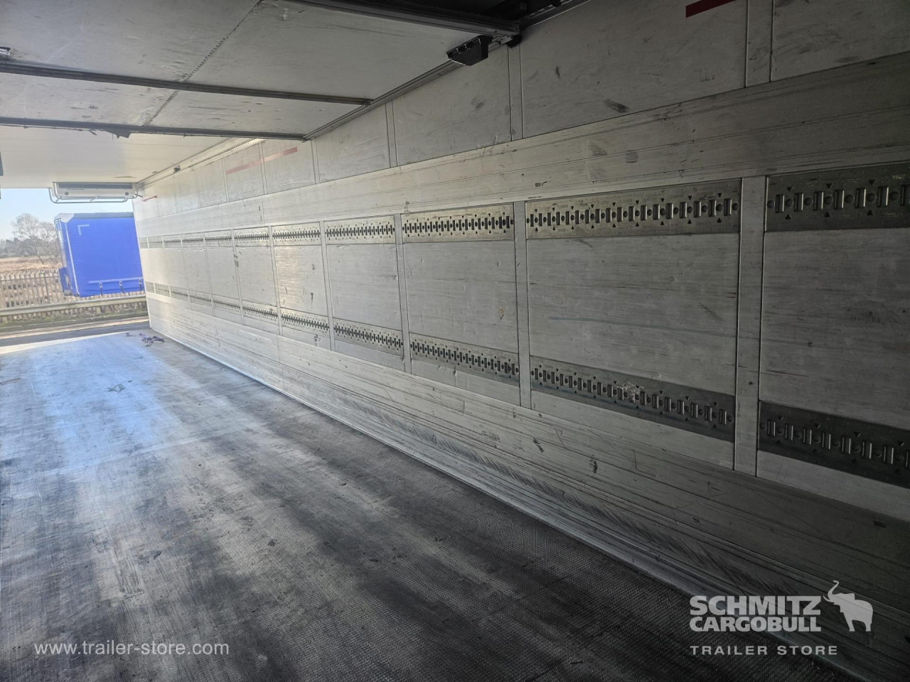 SCHMITZ Reefer Multitemp - Isotermisk semitrailer: bilde 4 SCHMITZ Reefer Multitemp - Isotermisk semitrailer: bilde 4