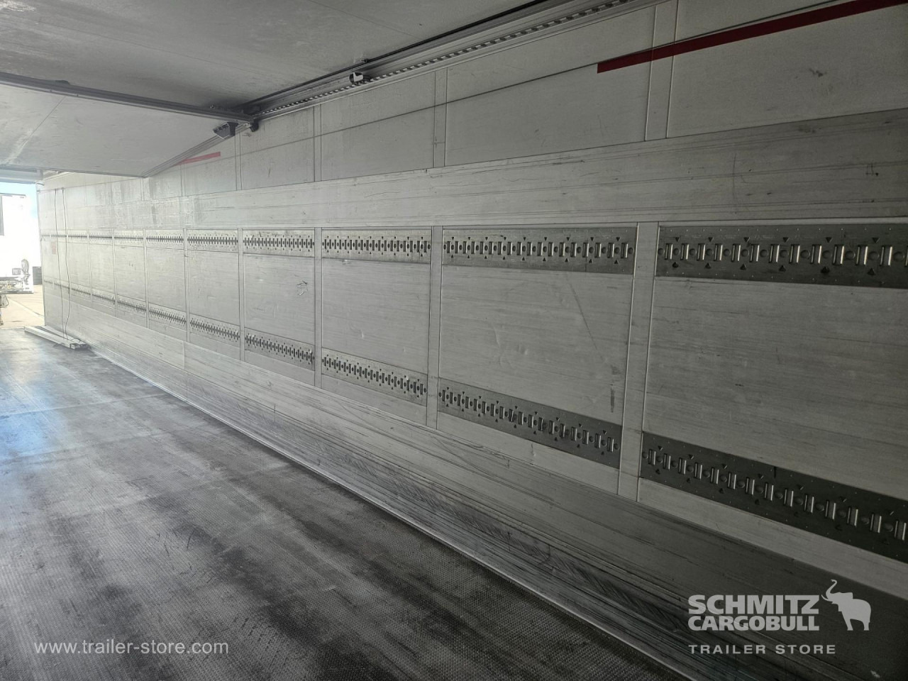 SCHMITZ Reefer Multitemp - Isotermisk semitrailer: bilde 4 SCHMITZ Reefer Multitemp - Isotermisk semitrailer: bilde 4