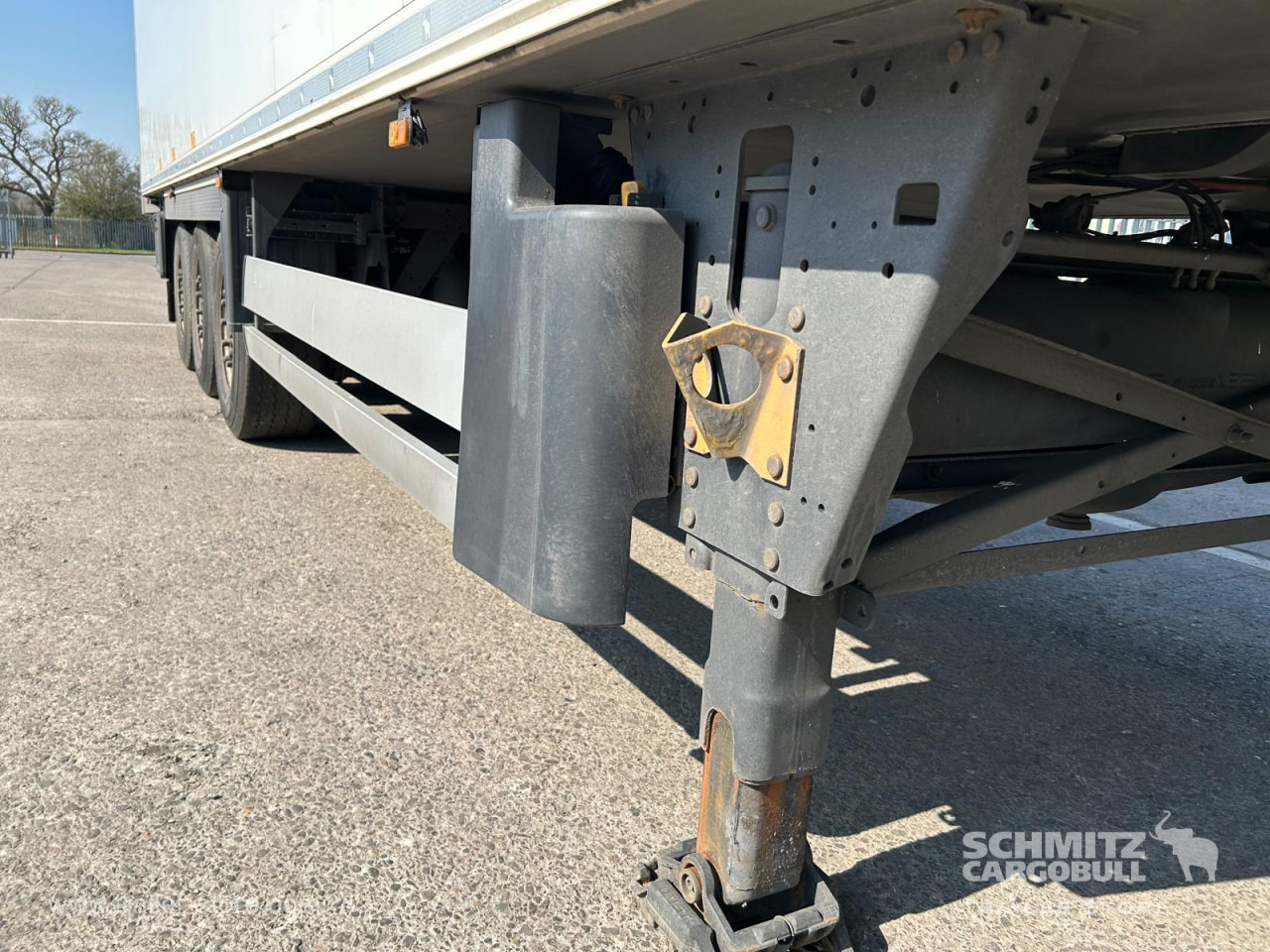 SCHMITZ Reefer Multitemp - Isotermisk semitrailer: bilde 2 SCHMITZ Reefer Multitemp - Isotermisk semitrailer: bilde 2