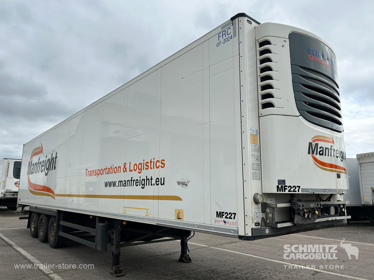 SCHMITZ Reefer Multitemp - Isotermisk semitrailer: bilde 1 SCHMITZ Reefer Multitemp - Isotermisk semitrailer: bilde 1