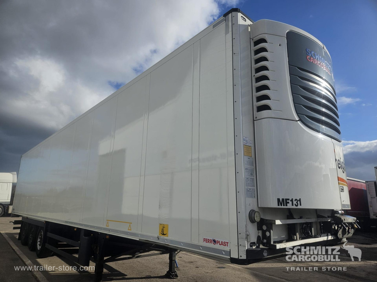 SCHMITZ Reefer Standard - Isotermisk semitrailer: bilde 1 SCHMITZ Reefer Standard - Isotermisk semitrailer: bilde 1