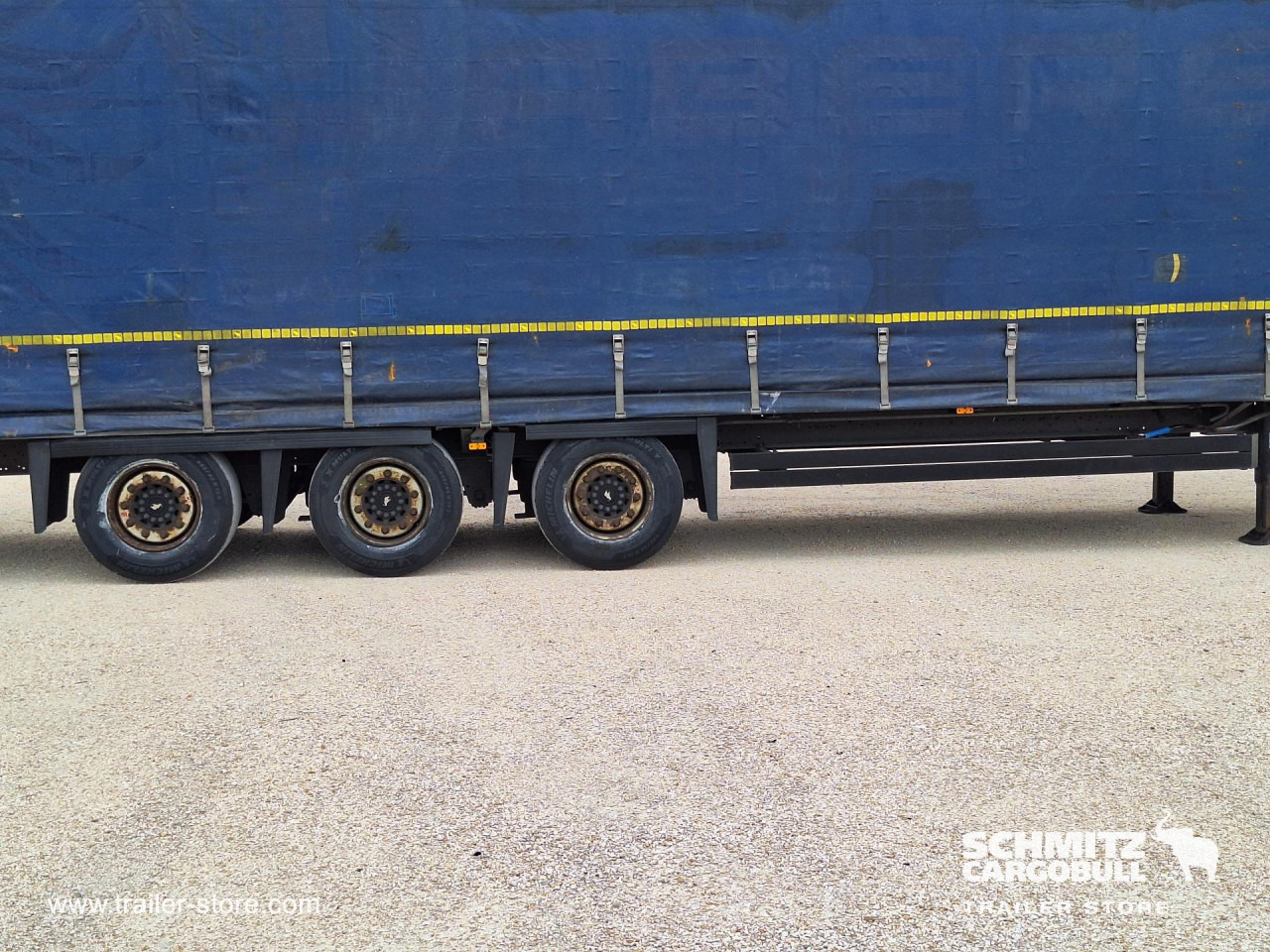 SCHMITZ Curtainsider Mega - Gardintrailer: bilde 3 SCHMITZ Curtainsider Mega - Gardintrailer: bilde 3