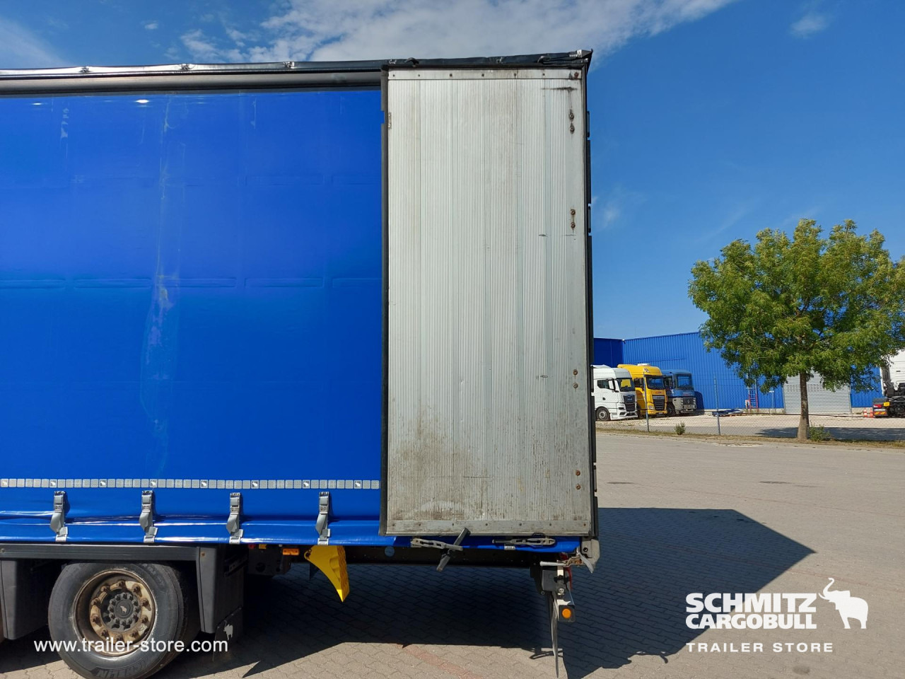 SCHMITZ Curtainsider Mega - Gardintrailer: bilde 2 SCHMITZ Curtainsider Mega - Gardintrailer: bilde 2