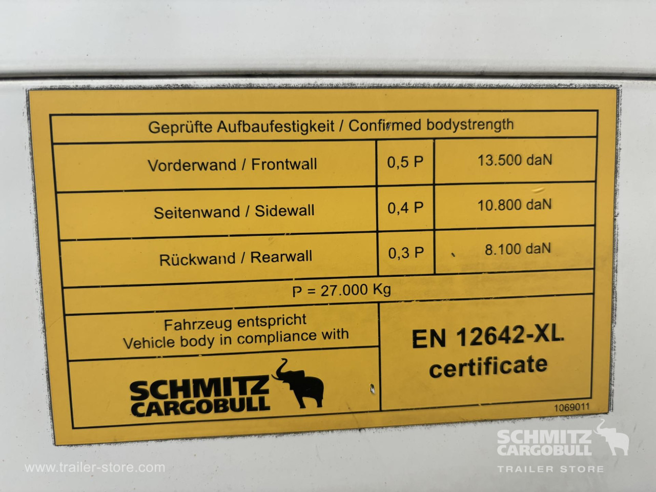 SCHMITZ Curtainsider Mega - Gardintrailer: bilde 3 SCHMITZ Curtainsider Mega - Gardintrailer: bilde 3