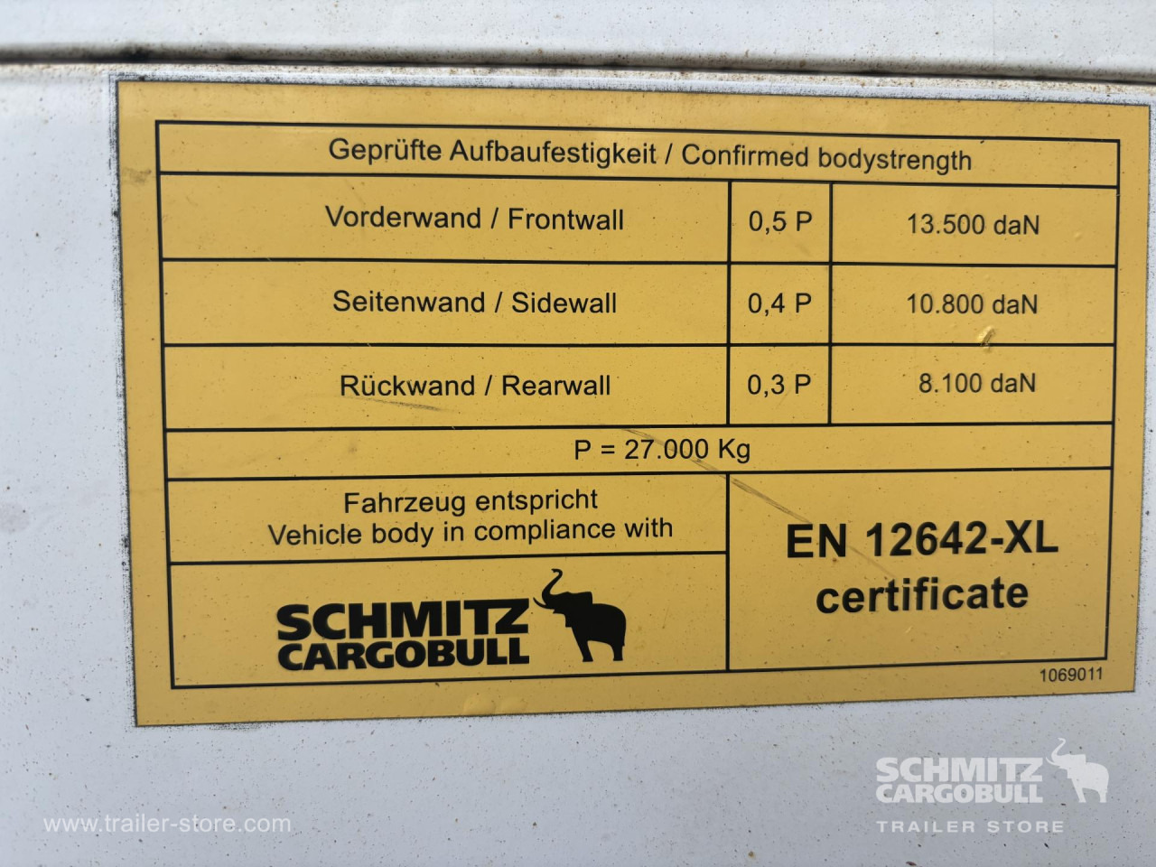SCHMITZ Curtainsider Standard - Gardintrailer: bilde 2 SCHMITZ Curtainsider Standard - Gardintrailer: bilde 2