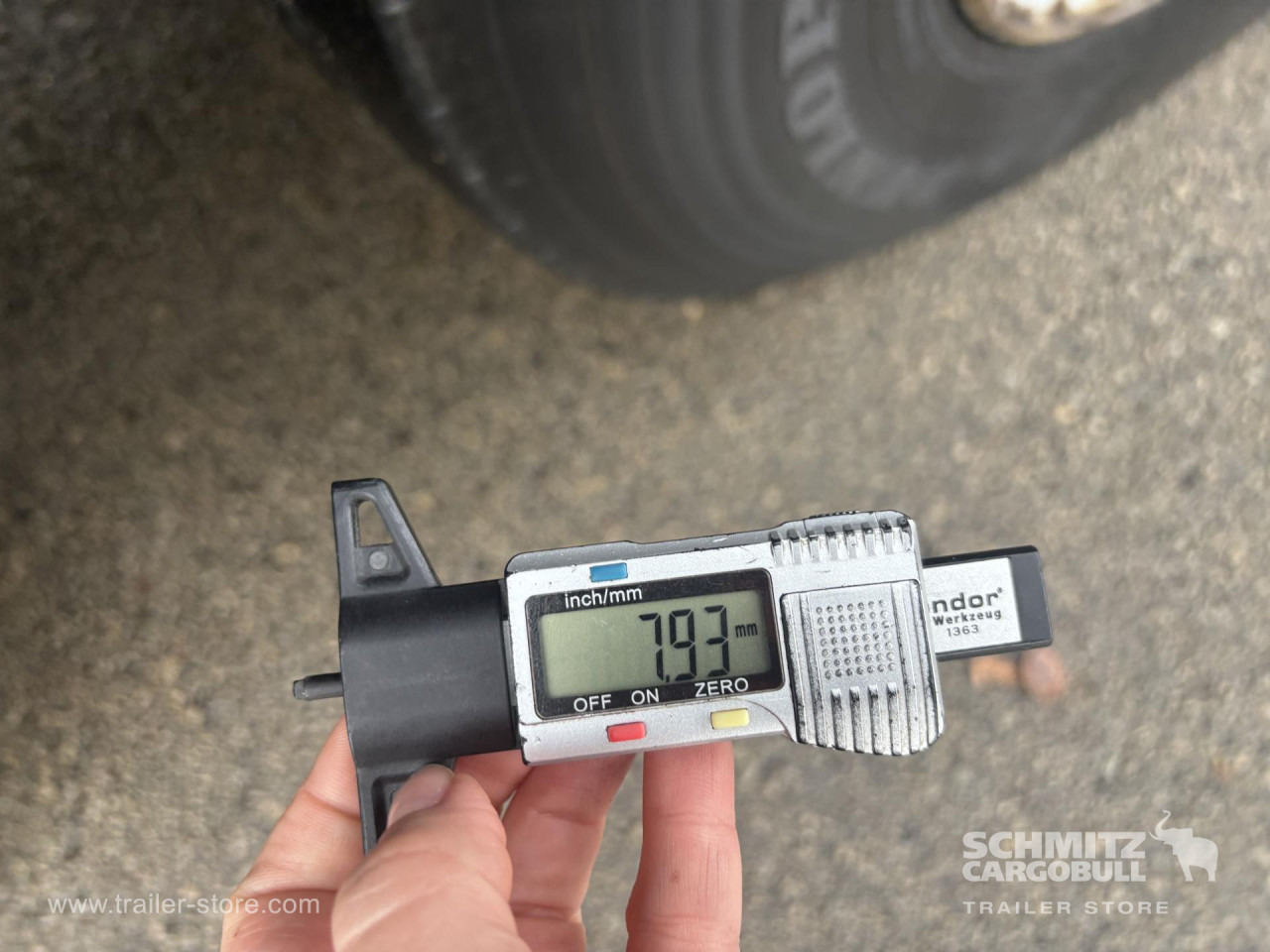 SCHMITZ Curtainsider Standard - Gardintrailer: bilde 3 SCHMITZ Curtainsider Standard - Gardintrailer: bilde 3