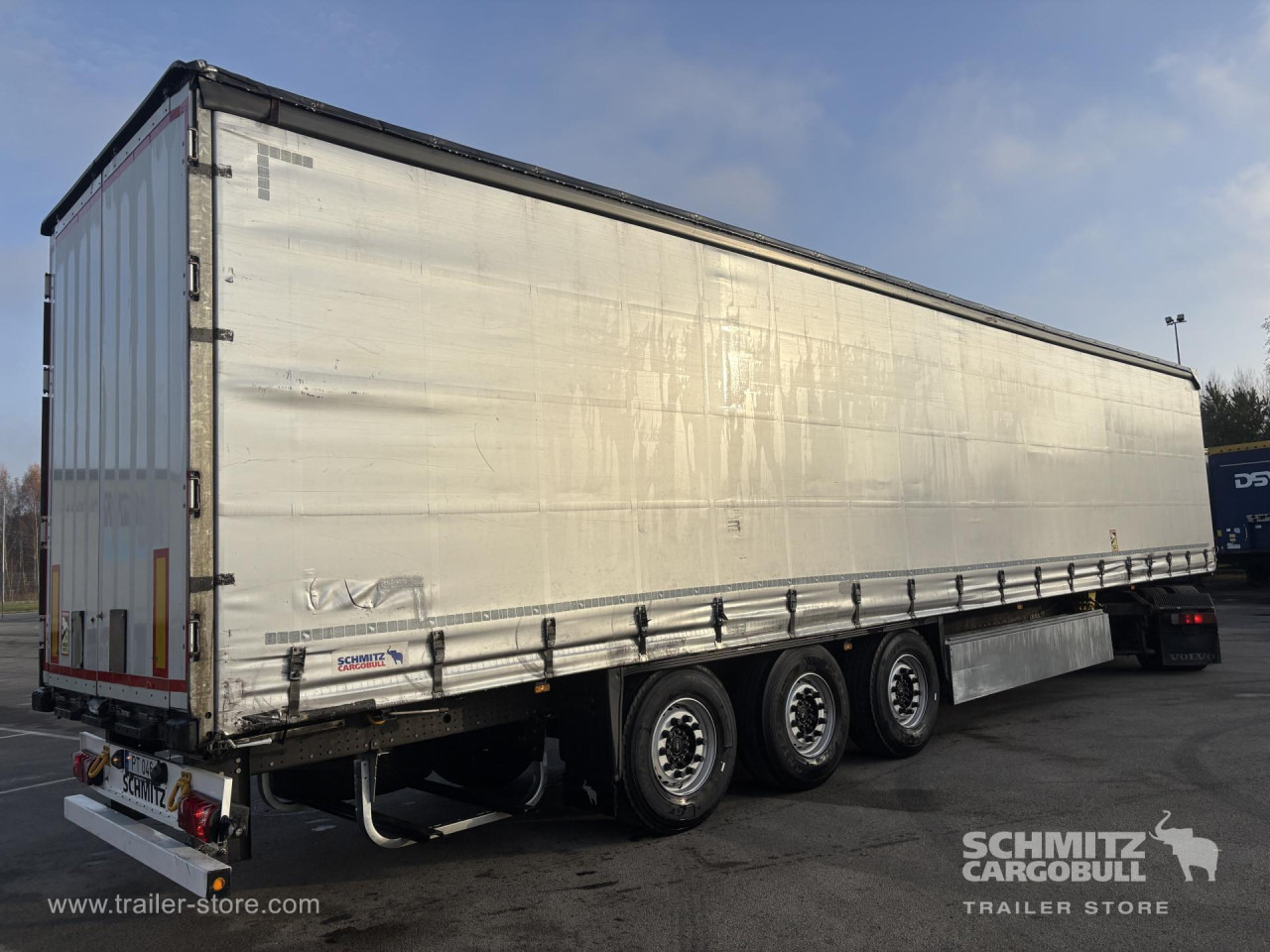 SCHMITZ Curtainsider Standard - Gardintrailer: bilde 1 SCHMITZ Curtainsider Standard - Gardintrailer: bilde 1