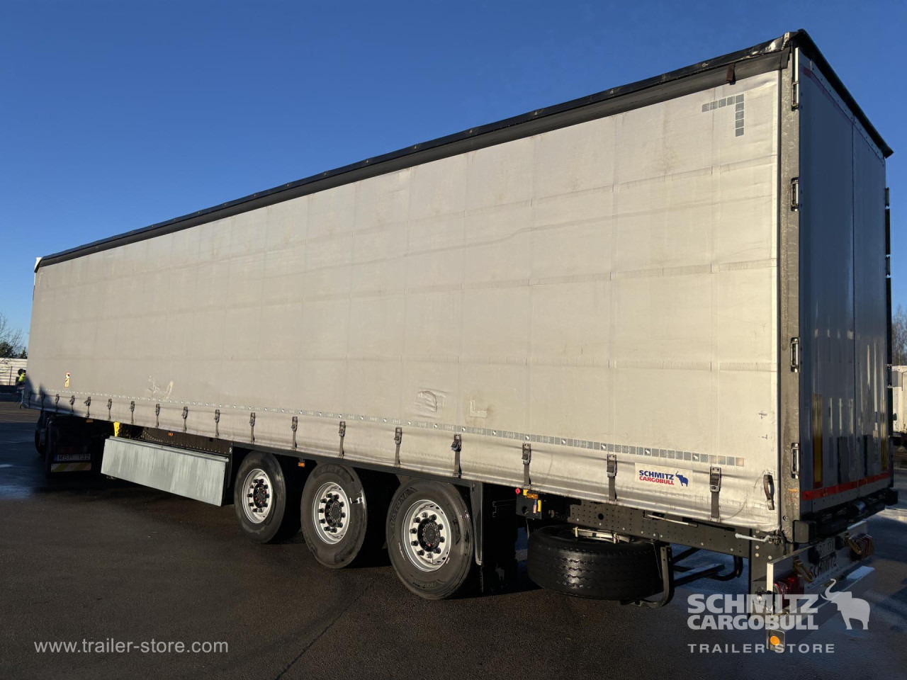SCHMITZ Curtainsider Standard - Gardintrailer: bilde 4 SCHMITZ Curtainsider Standard - Gardintrailer: bilde 4