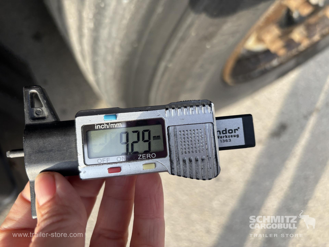 SCHMITZ Curtainsider Standard - Gardintrailer: bilde 3 SCHMITZ Curtainsider Standard - Gardintrailer: bilde 3