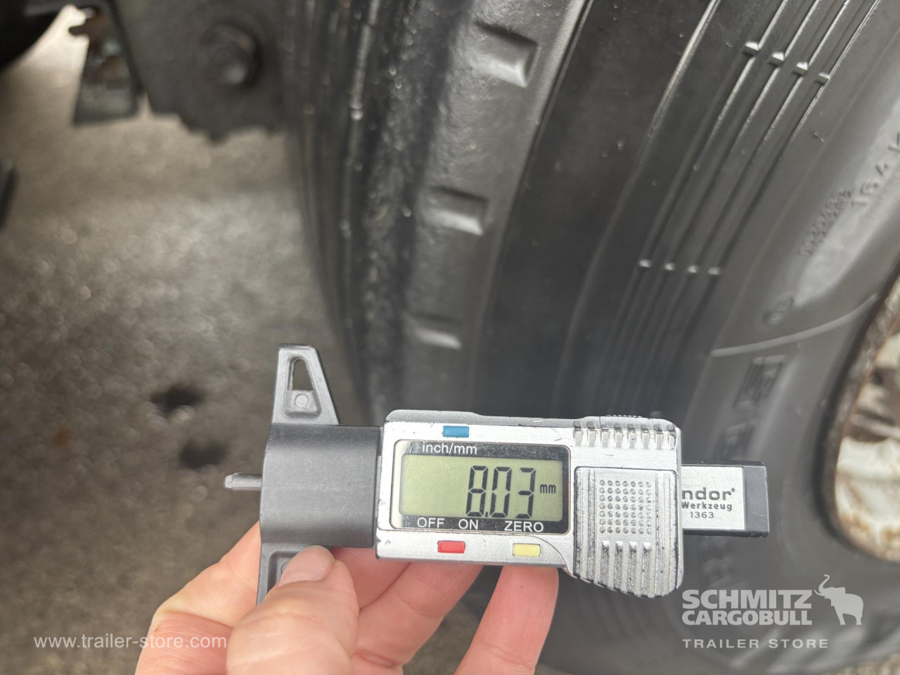 SCHMITZ Curtainsider Standard - Gardintrailer: bilde 2 SCHMITZ Curtainsider Standard - Gardintrailer: bilde 2