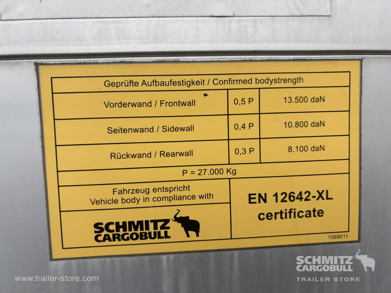 SCHMITZ Curtainsider Standard - Gardintrailer: bilde 2 SCHMITZ Curtainsider Standard - Gardintrailer: bilde 2