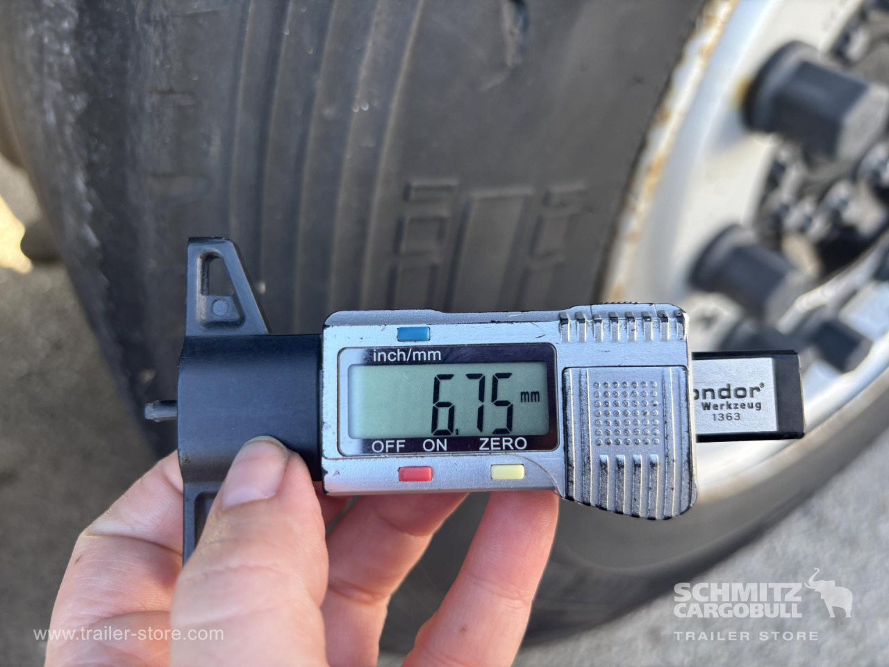 SCHMITZ Curtainsider Standard - Gardintrailer: bilde 3 SCHMITZ Curtainsider Standard - Gardintrailer: bilde 3