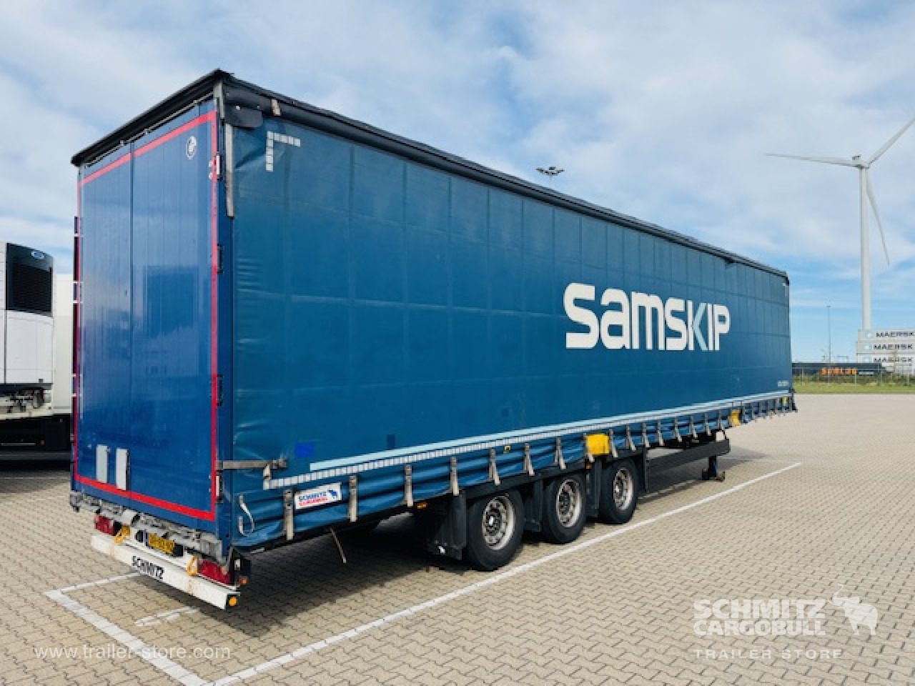 SCHMITZ Oplegger Schuifzeil Mega - Gardintrailer: bilde 1 SCHMITZ Oplegger Schuifzeil Mega - Gardintrailer: bilde 1