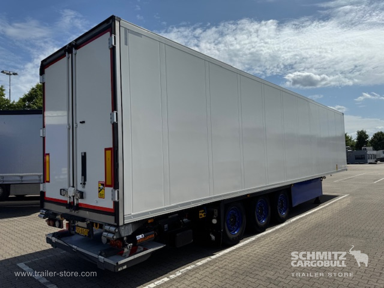 Isotermisk semitrailer SCHMITZ Oplegger Vries Multitemp Taillift: bilde 8