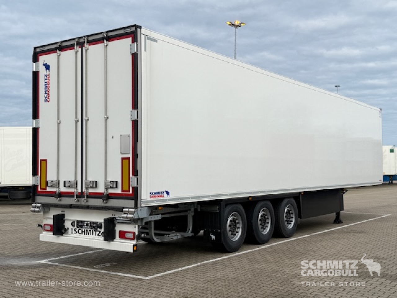 SCHMITZ Oplegger Vries Standard Double deck - Isotermisk semitrailer: bilde 4 SCHMITZ Oplegger Vries Standard Double deck - Isotermisk semitrailer: bilde 4