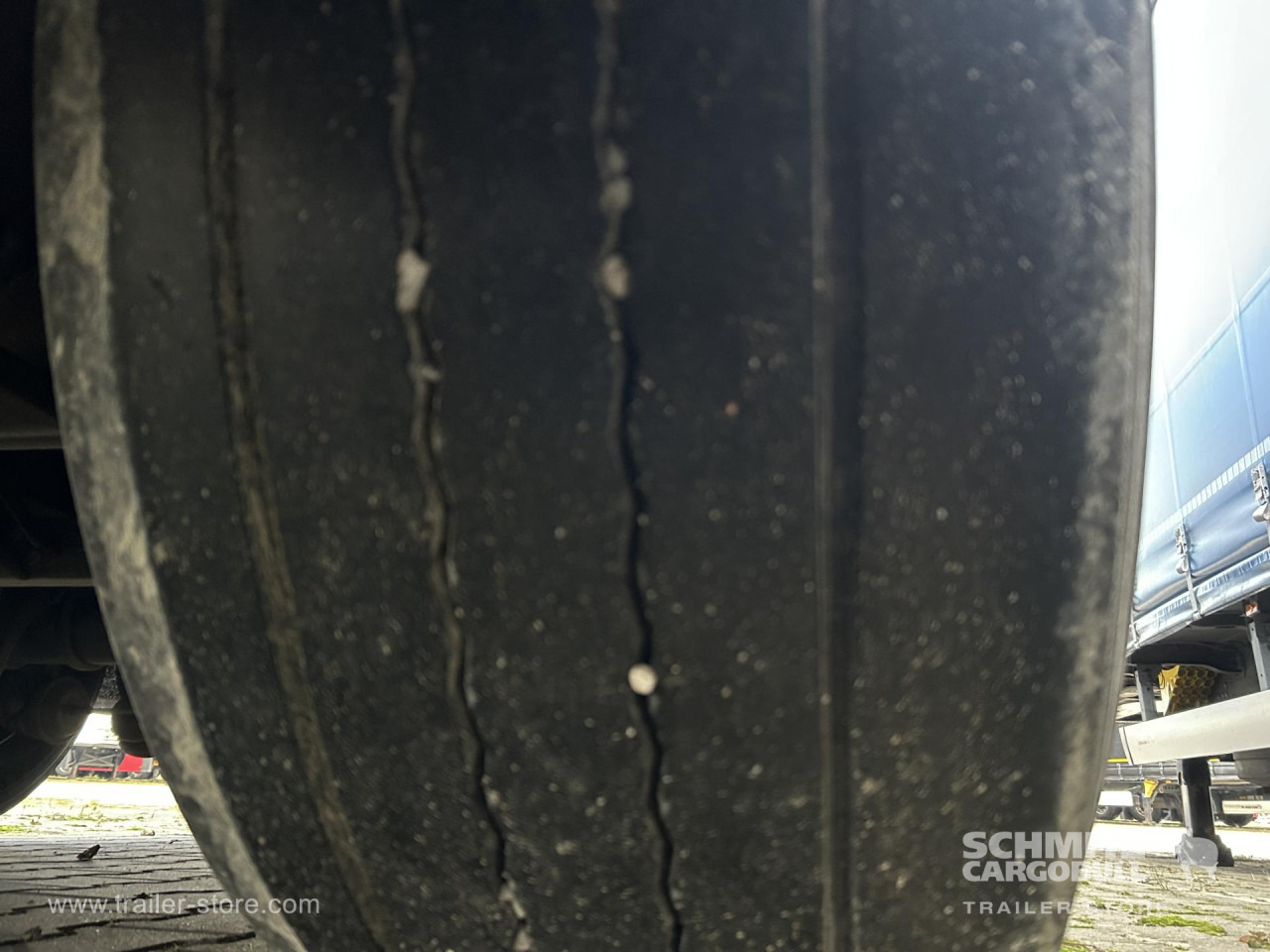 SCHMITZ Curtainsider Mega - Gardintrailer: bilde 5 SCHMITZ Curtainsider Mega - Gardintrailer: bilde 5