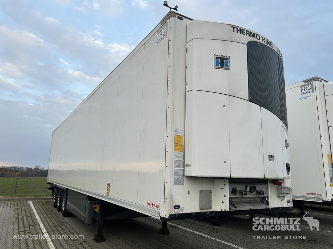 SCHMITZ Reefer Standard Double deck - Isotermisk semitrailer: bilde 1 SCHMITZ Reefer Standard Double deck - Isotermisk semitrailer: bilde 1