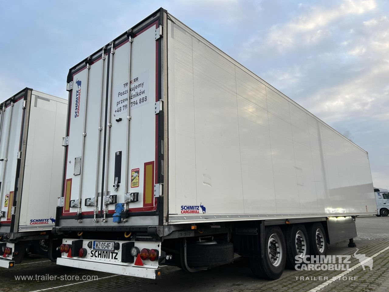 SCHMITZ Reefer Standard Double deck - Isotermisk semitrailer: bilde 2 SCHMITZ Reefer Standard Double deck - Isotermisk semitrailer: bilde 2