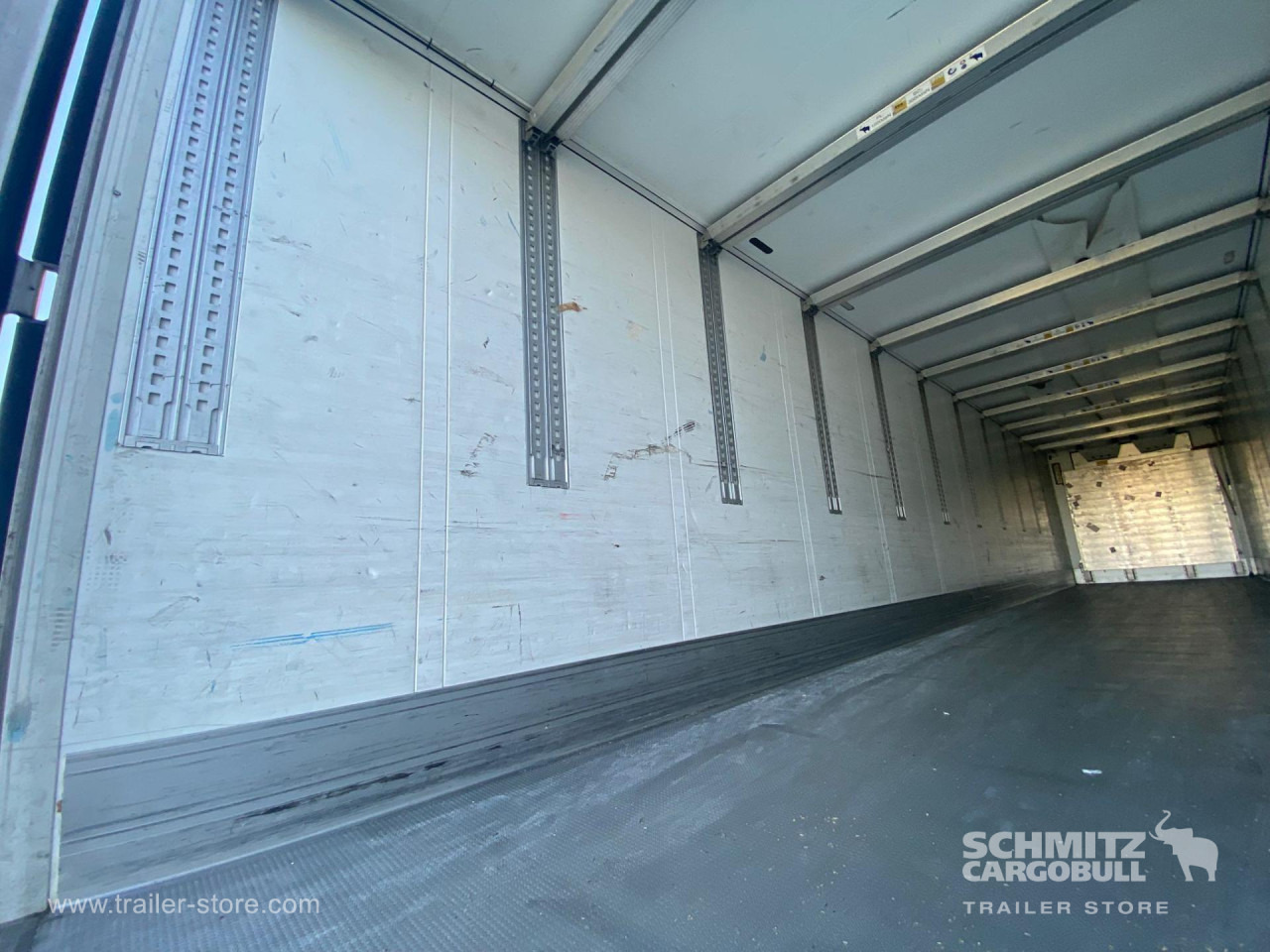 Isotermisk semitrailer SCHMITZ Reefer Standard Double deck: bilde 8 Isotermisk semitrailer SCHMITZ Reefer Standard Double deck: bilde 8