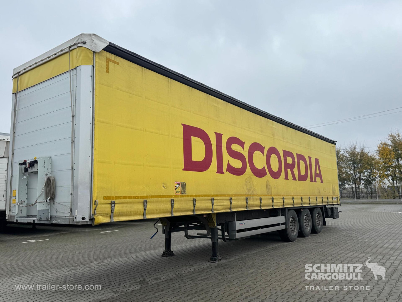 SCHMITZ Curtainsider Standard - Gardintrailer: bilde 1 SCHMITZ Curtainsider Standard - Gardintrailer: bilde 1